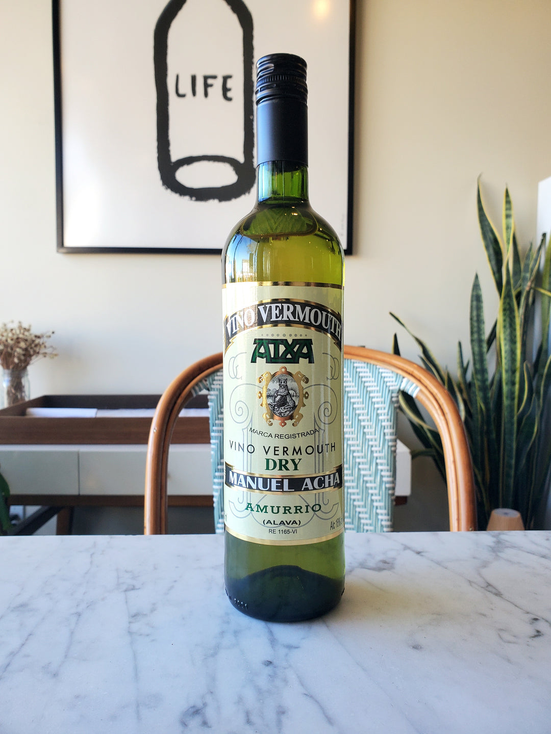Destilerías Acha Vino Vermouth Dry